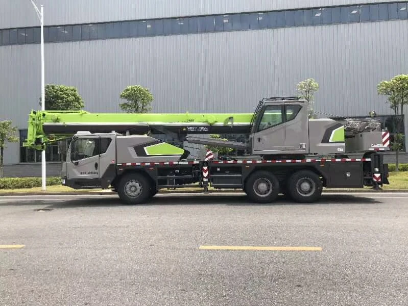 25 ton truck crane spare parts truck crane price ZTC250V452