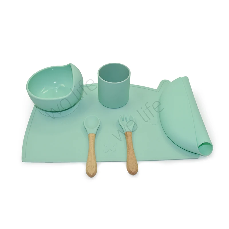 Online Wholesale Hot Selling Standard 100% Food Grade Silicone Suction Baby Dinner Bowl Feeding Set