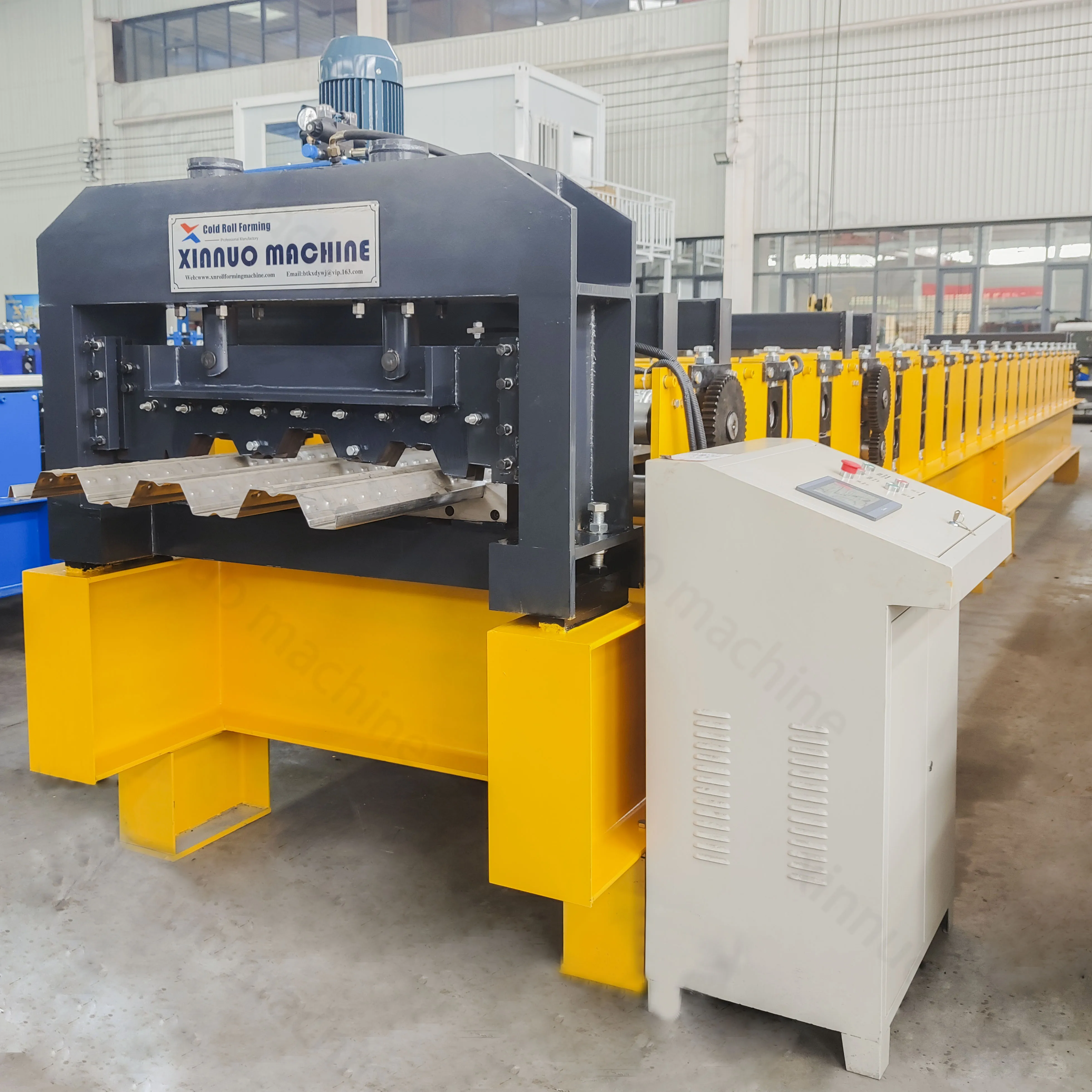 Building decking roll forming appliance for floor deck