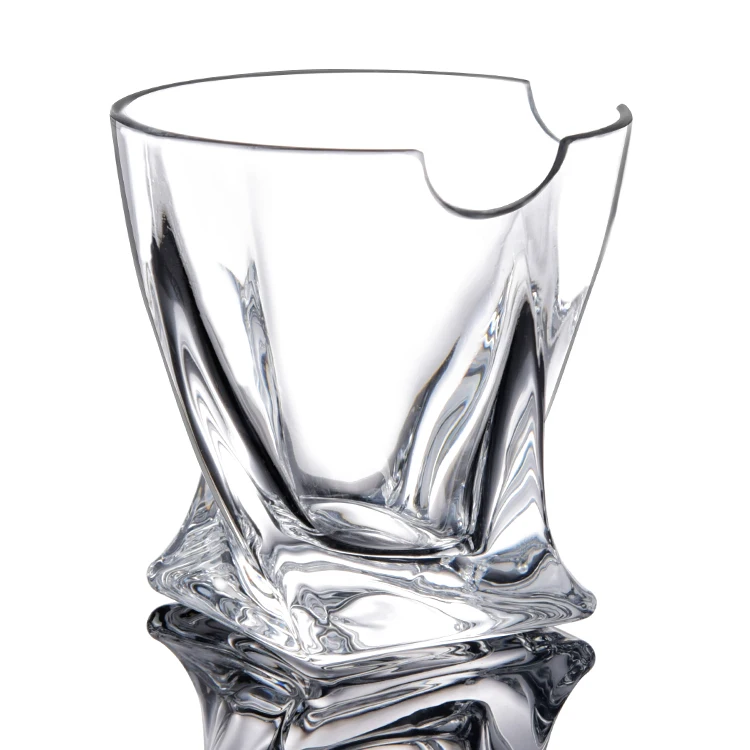 Free Sample Personalized Shot Glasses Lead-Free Drinking Glassware Twisted Whiskey Glass Cigar Cup For Home Party Bar