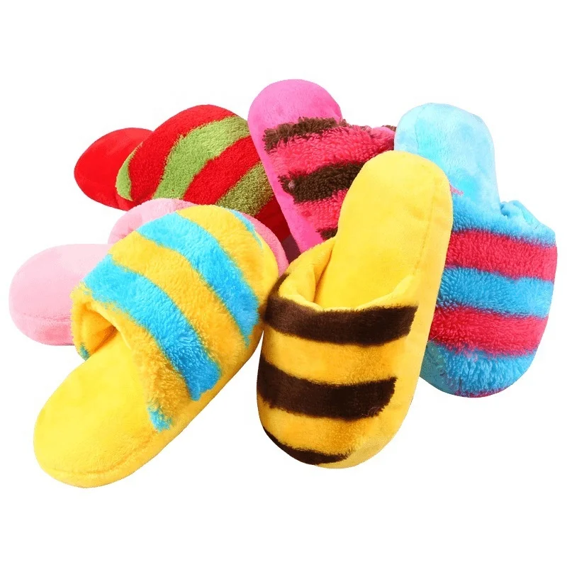 
2021 Pet toy slippers toy with voice different color interactive toys for both dog and cat interststing 