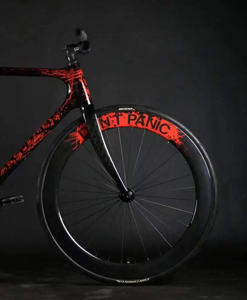 Light Weight Hardness Custom Carbon bike