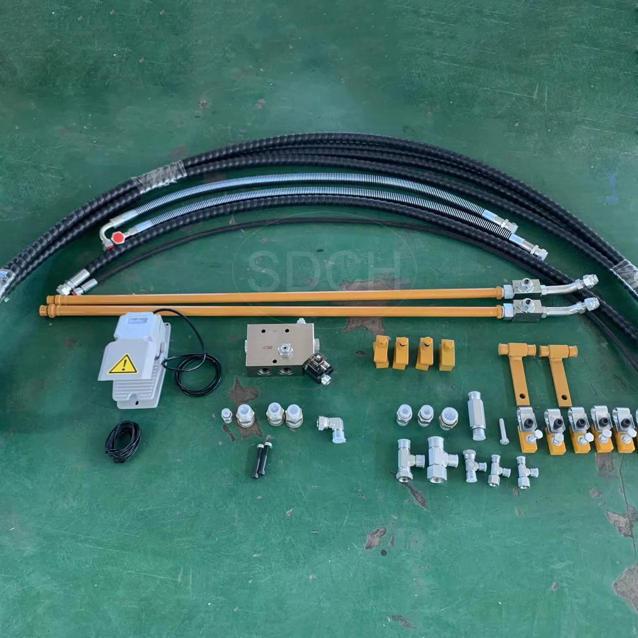 Case 580 backhoe loader aux pipe lines hydraulic breaker piping kits with flow divider valve