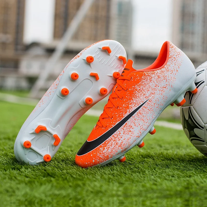 
Indoor Lawn Non-Slip Broken Nail Football Shoes Youth High Ankle Training Shoes Customized Futsal Sports Shoes 