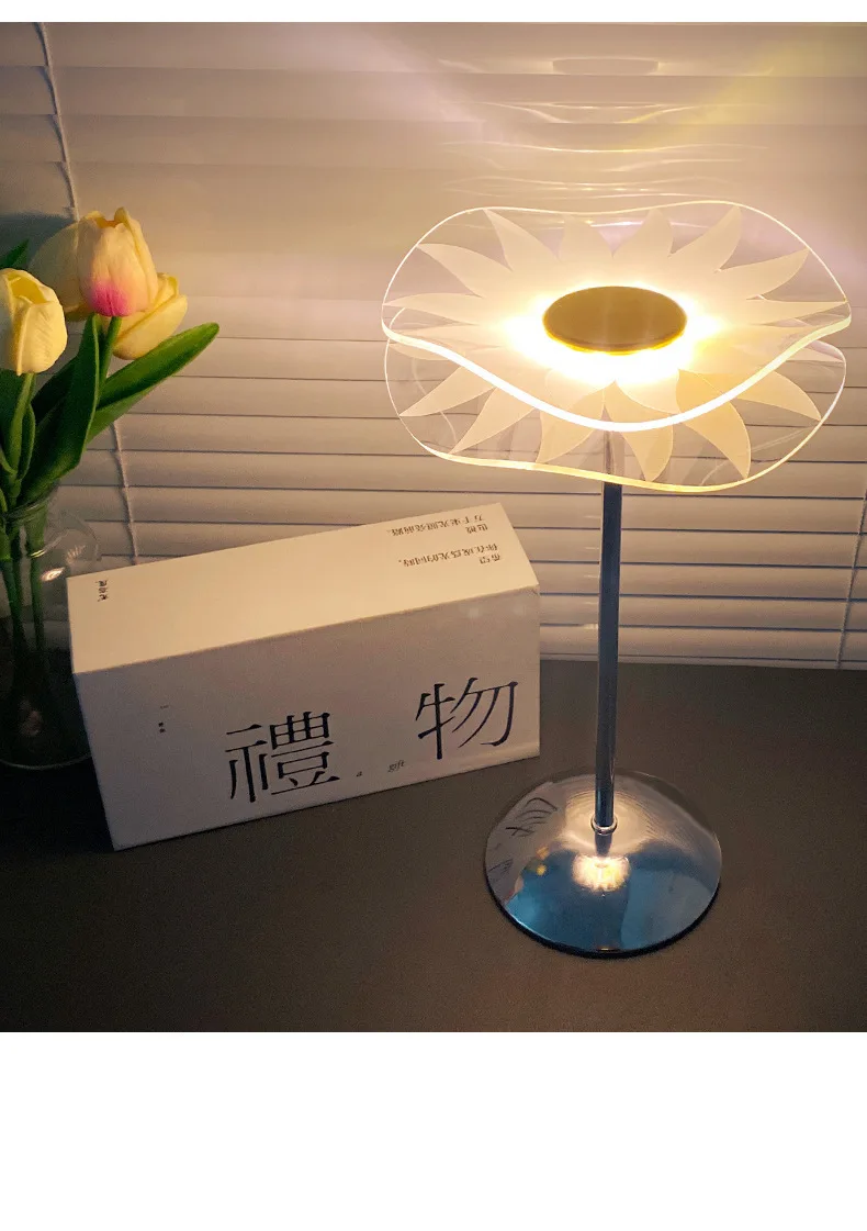 Newest Wholesale Acrylic 3d Sunflower Pinwheel 3 Colors Change Led Night Light Base Creative Table Lamp Bedside For Home Decor