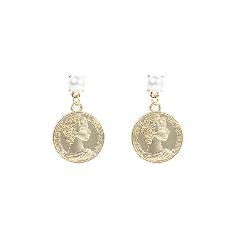 Hong Kong Style Retro Gold Coin Earrings Temperament Geometric Pearl Cool Wind Celebrity Lucky Coin Earrings For Women