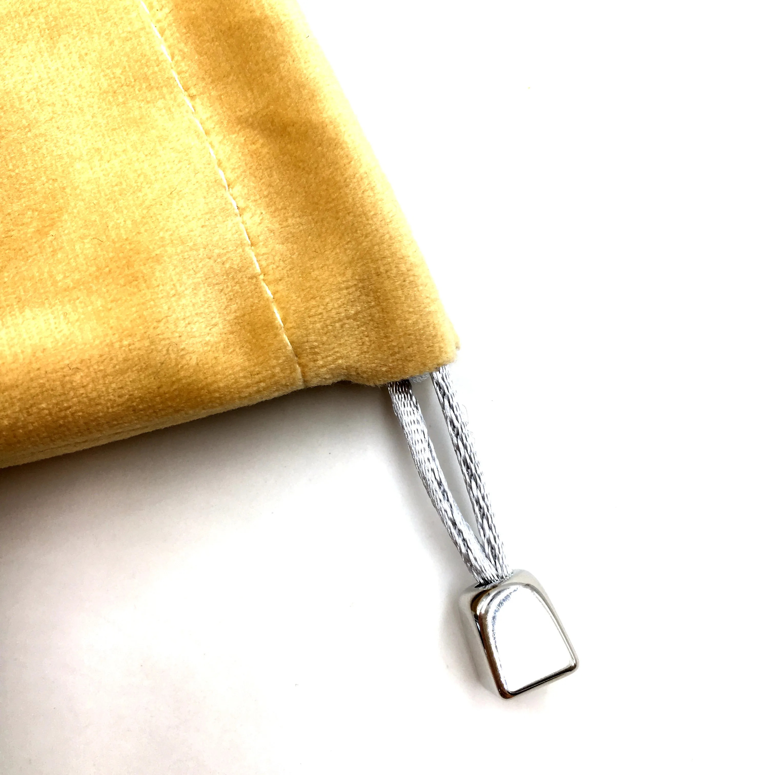 Fashion soft high quality flannel velvet pouch mini custom logo drawstring pouches for jewelry and gift