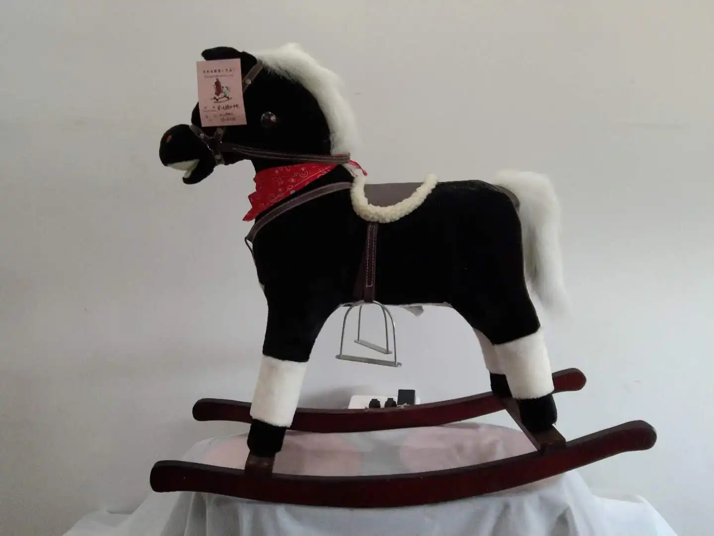 78x28x88cm Promotional Customized Children Light Brown/white Plush Rocking Horse Toy with Red Triangle Scarf&wooden Base