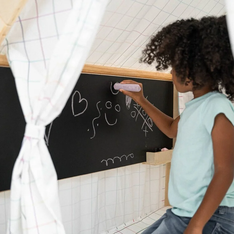 Montessori Waldorf Style Modern Wood Playhouse Plywood Indoor Children Playhouse Toys Rack With Blackboard