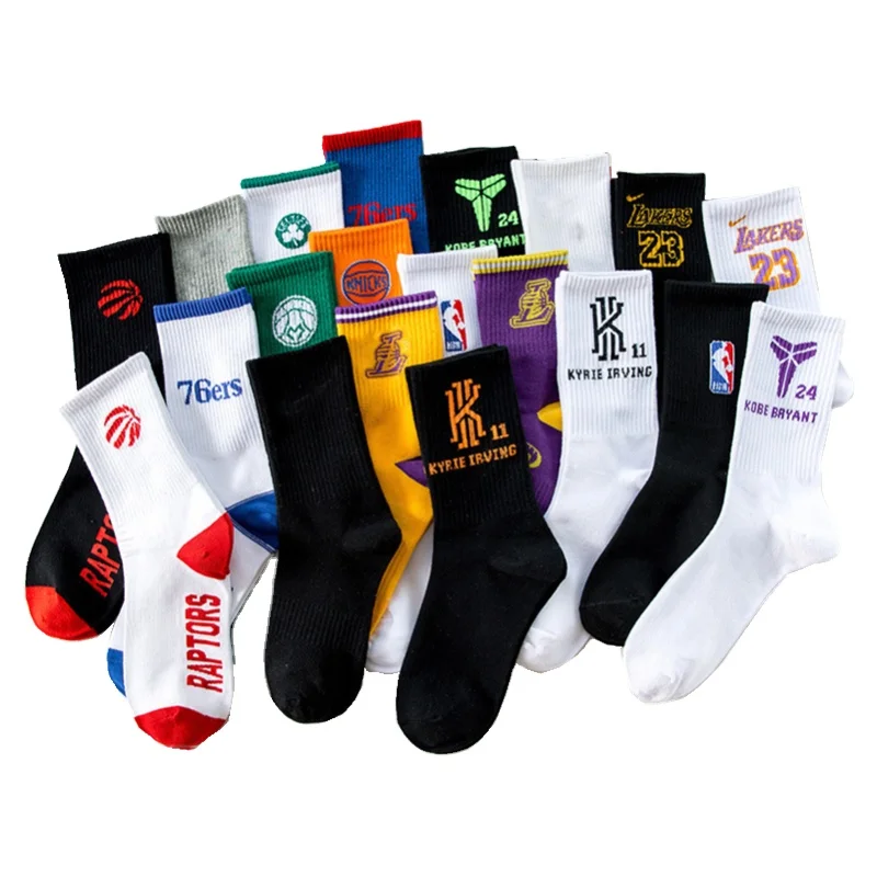 New design trendy custom logo fashion color socks hot selling student middle tube socks