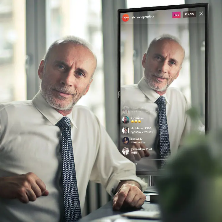 OEM/ODM 32/43/50/55/65 Inch Display Movie Live Streaming Equipment Mobile Broadcast Machine