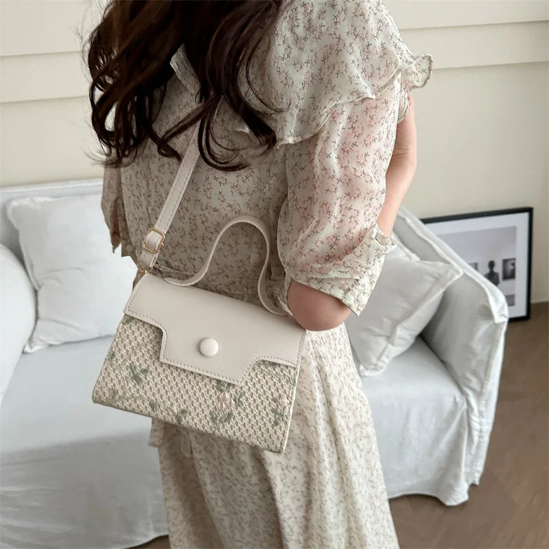 Rattan Straw Bag Fashion Woven Handmade Braid Crossbody Bag Large Capacity Messenger Bag Summer Beach