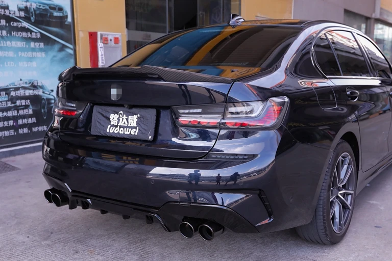 For BMW 3 Series G20 Dragon scale Rear bumper tail light  Rear Bumper Reflector 2019+