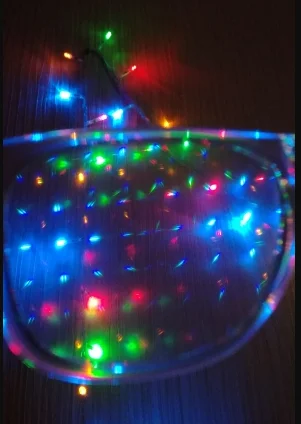 
13,500 Lines - 0.3mm /0.7mm Great Prism Diffraction Grating Sheet 15 x 15 CM DIY Funny Rainbow Rave Light Changing Film 