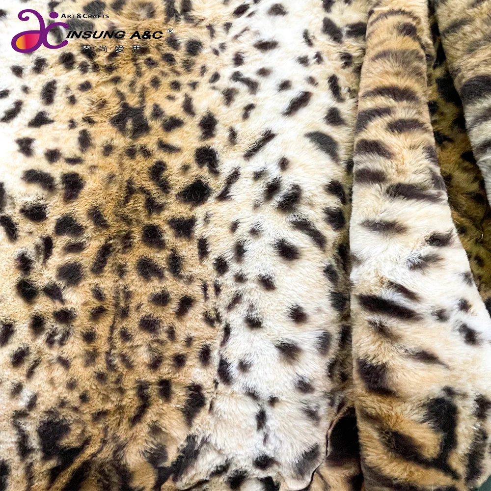Wholesale leopard print and animal print rabbit hair print rabbit hair flannel clothing plush toy carpet fabric