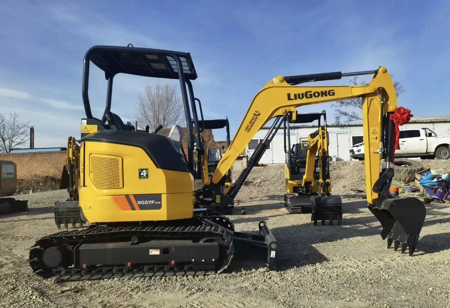 2.7Ton Liugong 9027FZTS Crawler Excavator Yanmar Engine Steel Track on sale