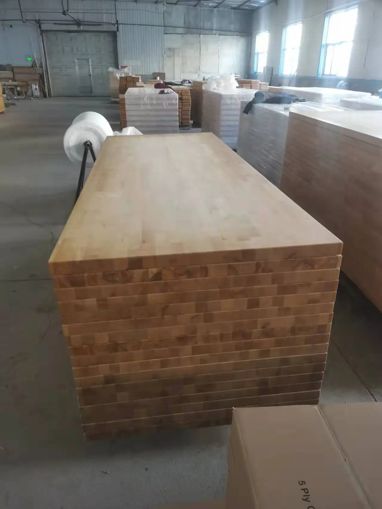 Factory Sell Solid Wood Board Edge Glued Wooden Panels Finger Joint Wood Board