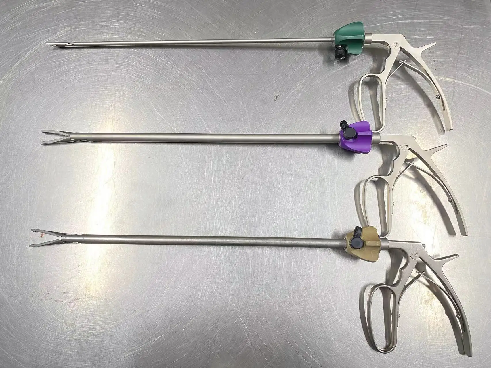 Good Price laparoscopic surgery green gold purple hemolock clip