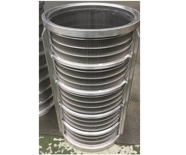 Reversed roll screen