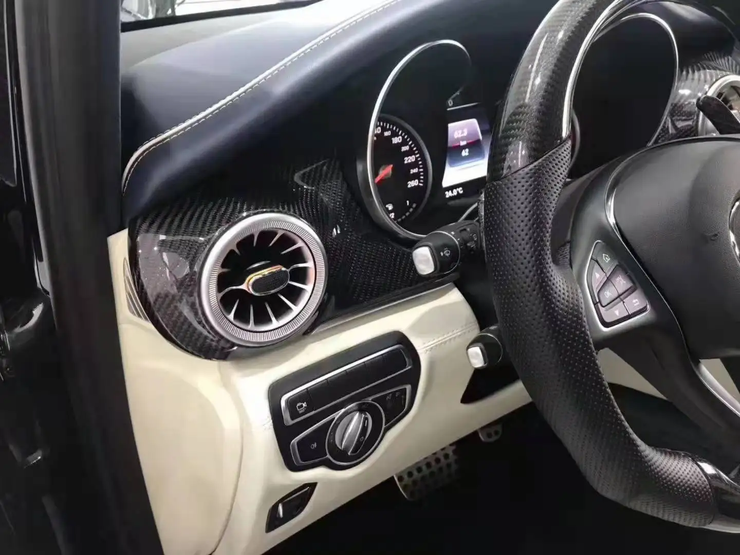 New Design Car Ceiling Air Outlet Double Turbine Outlet For W447 /v Class / Vito /metris