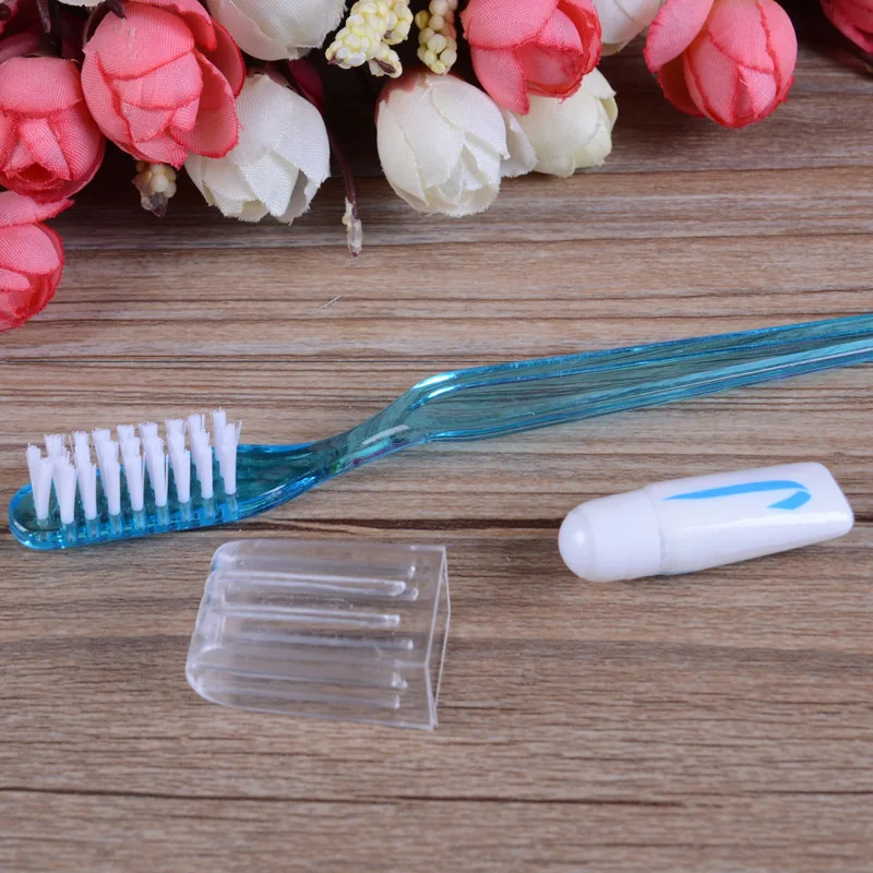 Custom independent packing disposable plastic toothbrush, toothpaste for hotel