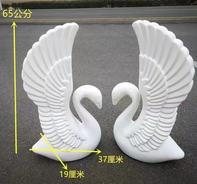 Custom Ceramic Couple Lovers Swans Wedding Decoration Centerpieces For Guests