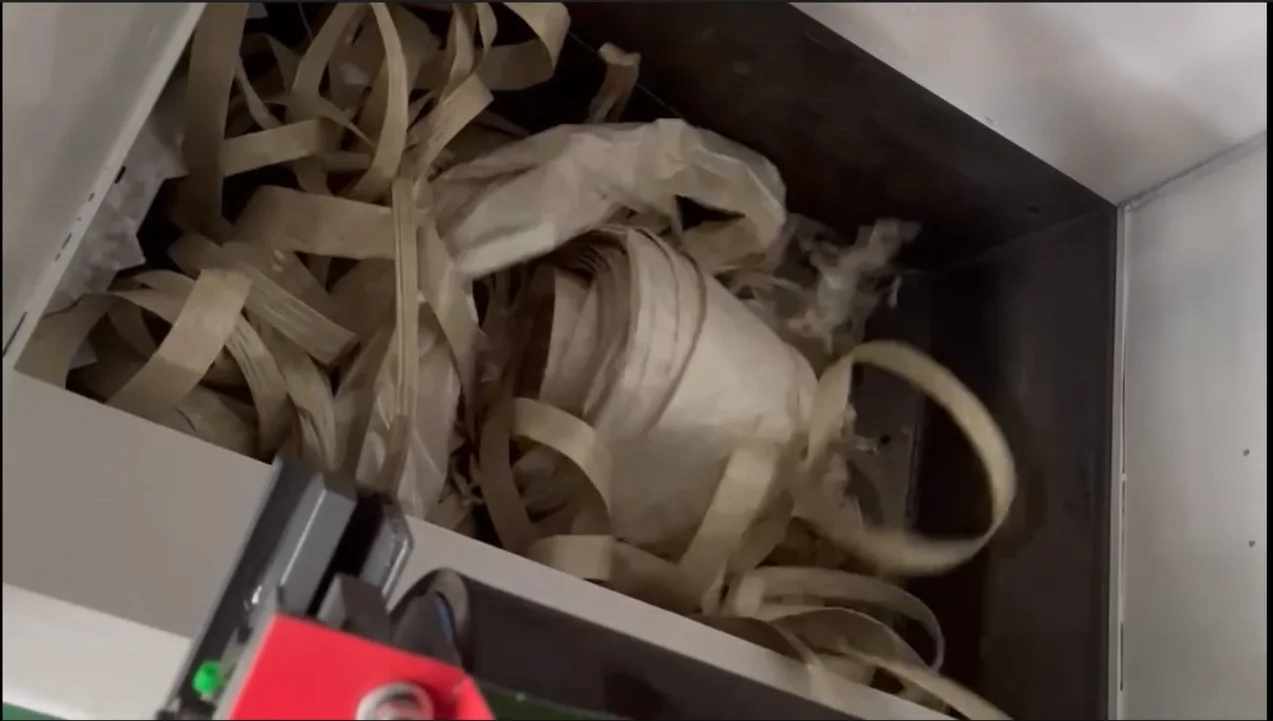 Large HDPE PE PP PA Lumps Plastic Pipe Electronic Waste Shredder Hydraulic Shredder For Sale