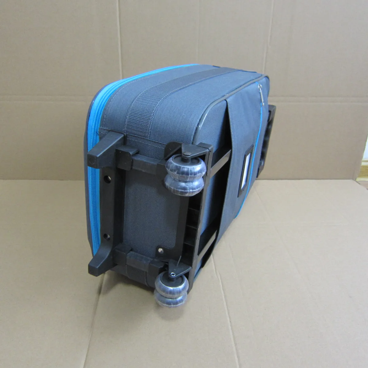 
China Luggage Factory Supply Cheap Promotional 3pcs set Omega Eva Travel Luggage Suitcase Sets In Grey Color With Red Zippers 