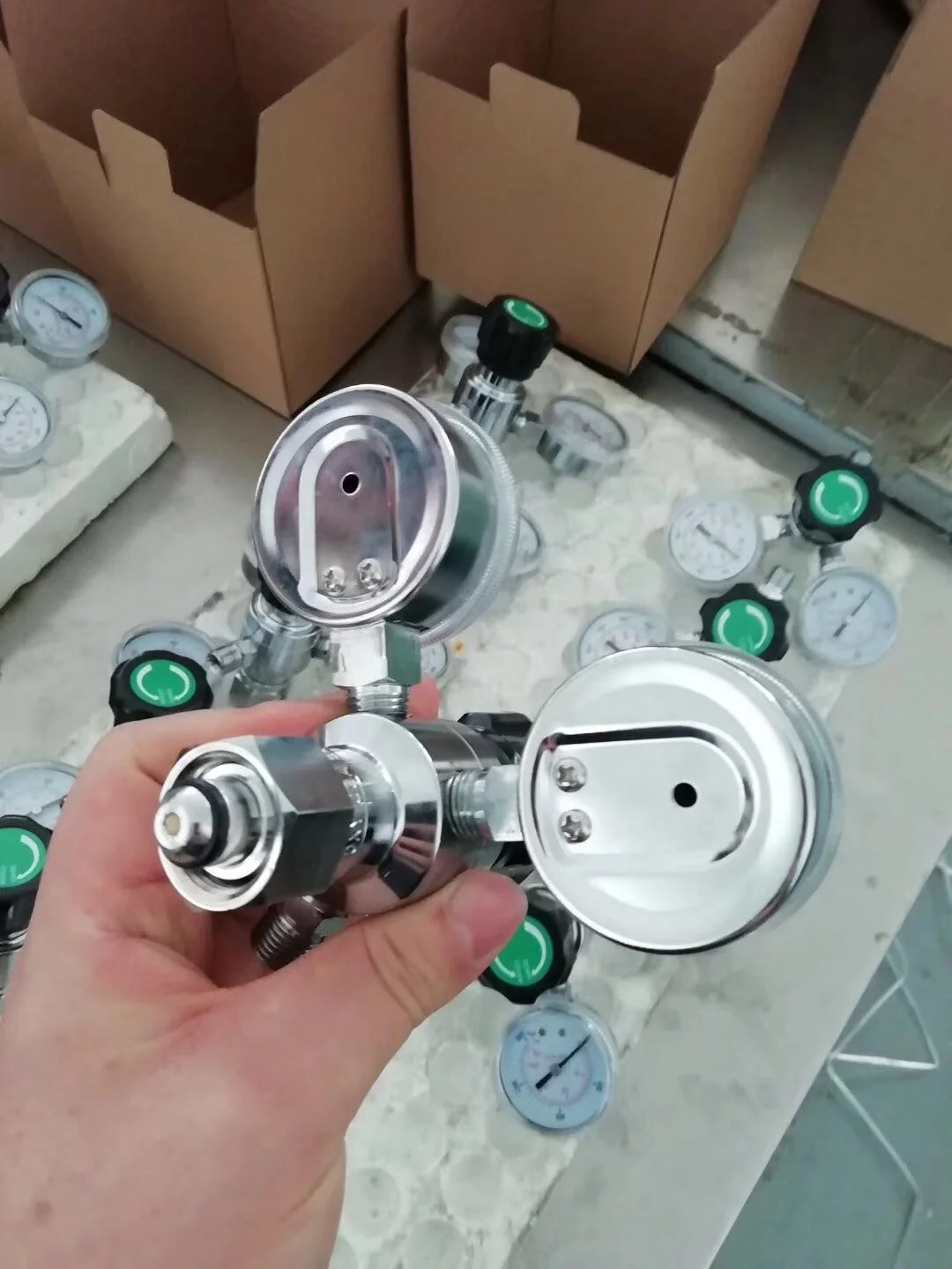 МЕДИЦИНСКИЙ РЕГУЛЯТОР высокого давления, кислородный редуктор, два датчика для цилиндра