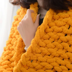 Modern Popular Low Moq Solid Halloween Home Decor Super Fluffy Crochet Throw Knit Blanket Large Chunky Braided Knitted Blanket