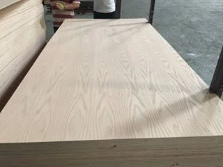 Natural Red Oak/ash/ Walnut Veneer Fancy Plywood with Furniture Grade 3.6mm 4.2mm 5.2mm