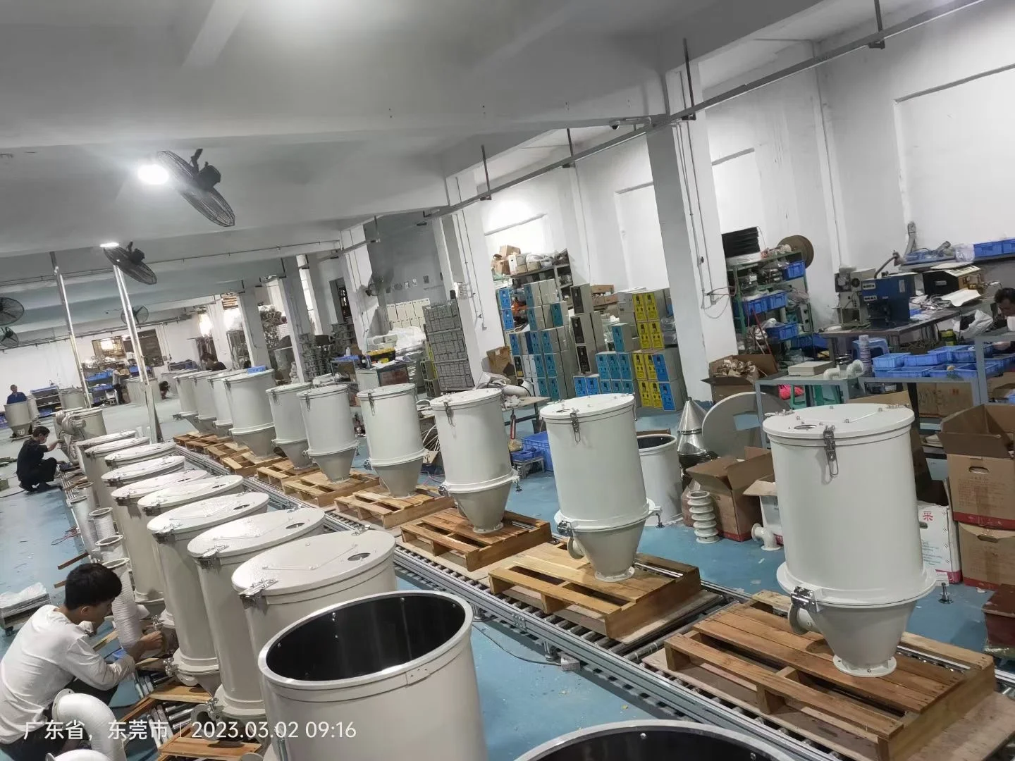 High Temperature Blower Plastic Resin Drying Machine Hot Air Drying Equipment For Plastic Pellets Injection molding machine