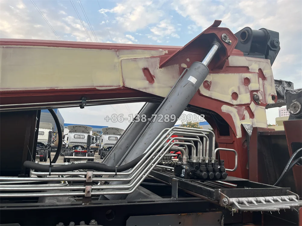Customized 25t 30t 8x4 Heavy Duty Traffic Accident Bad Car Carrier Recovery Truck Vehicle Wrecker Tow Truck