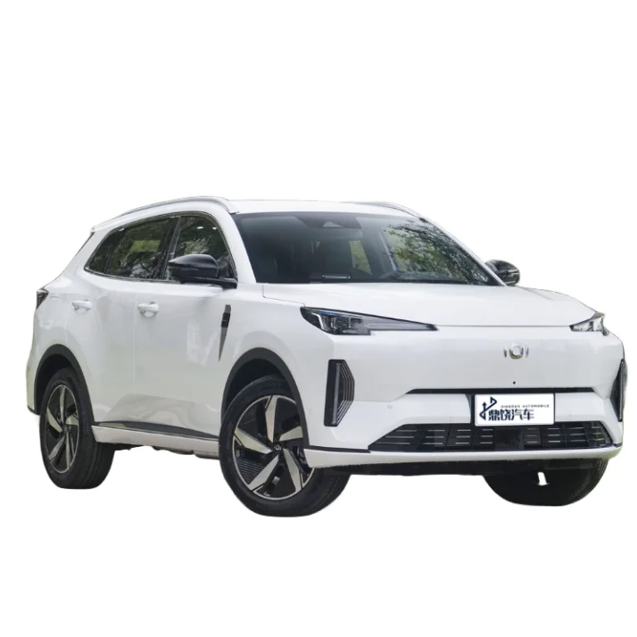 2024 OEM New Version High Quality Smart Sport Automatic 4 Wheel Adult Personal 2WD Gasoline Changan Suv R18 Tire Left New Car