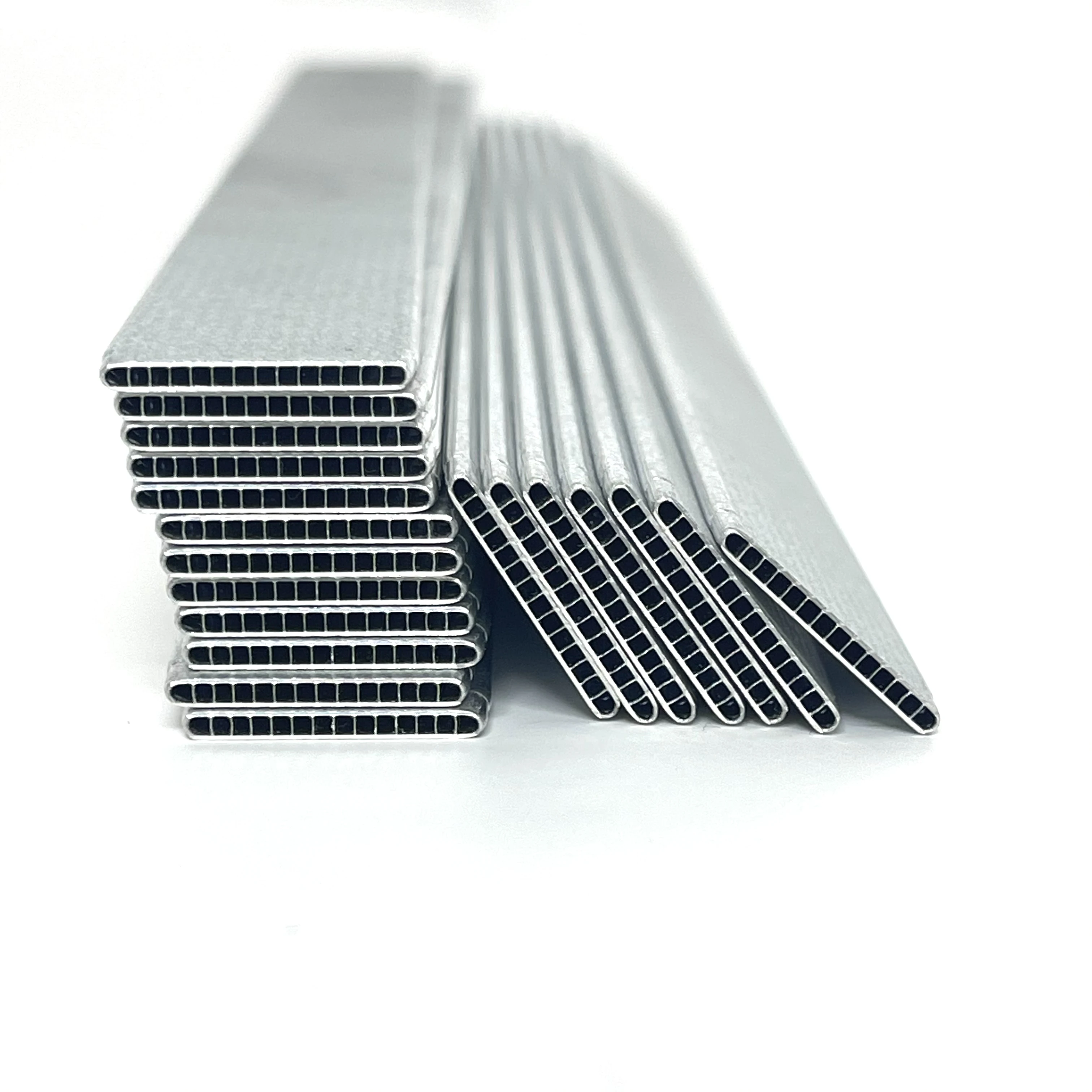 Manufacturers custom parallel flow microchannel flat aluminum tube
