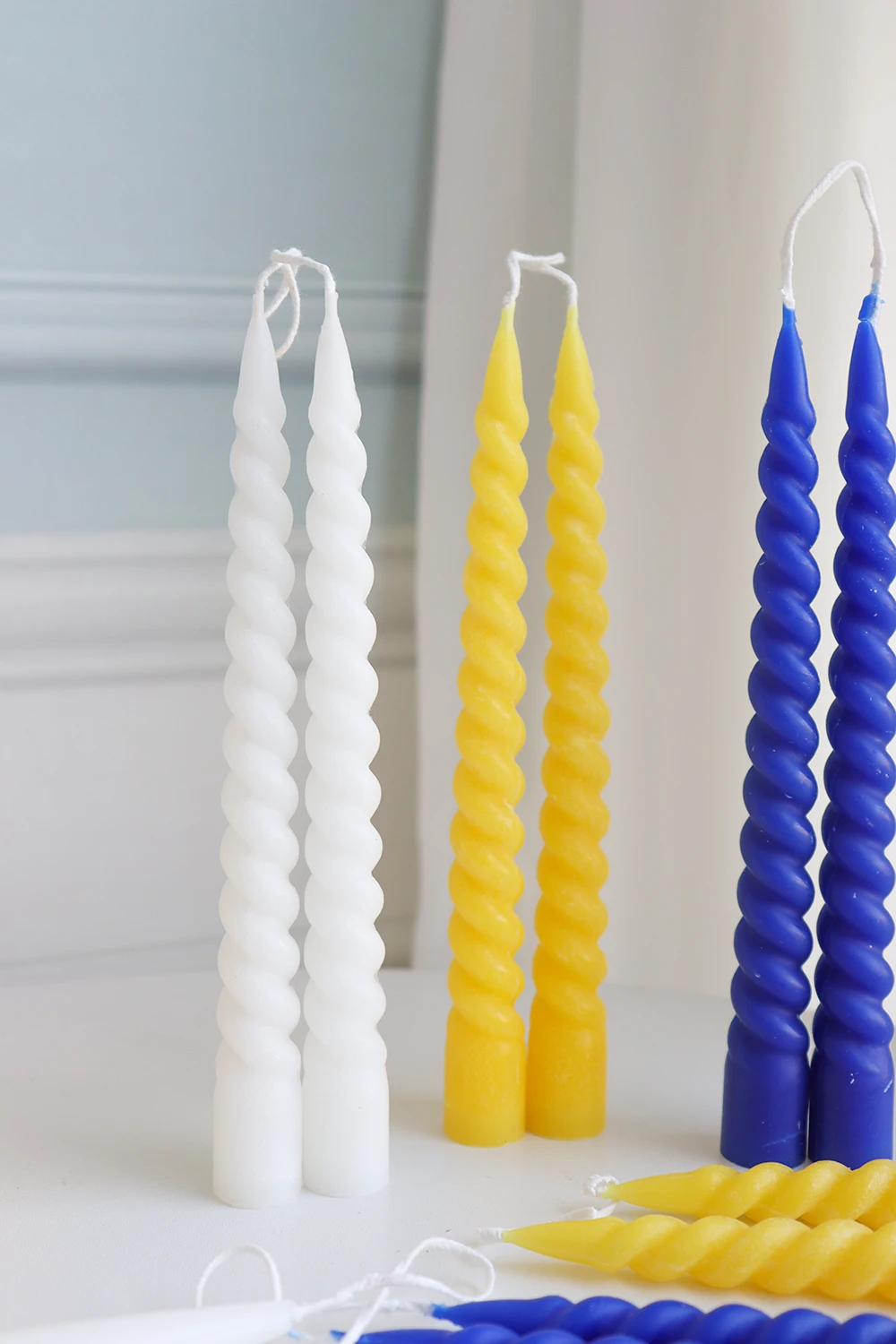 Supermarket hot sell  spiral conjoined candle colorful hand make factory cheap price