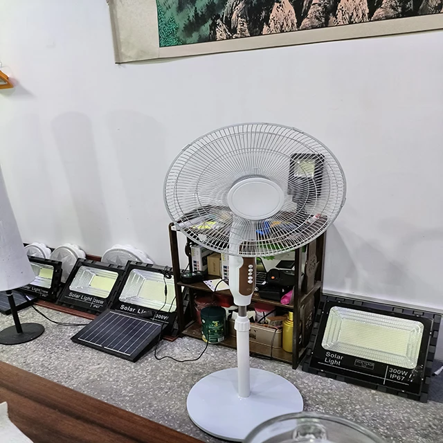 AC/DC Operation Metal Grill 12 Inches 3 Blades Home Fans Rechargeable Electric Fan with solar panel