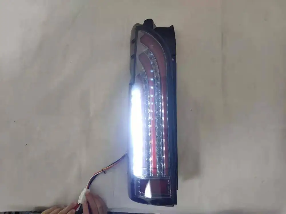 NEW STYLE Daytime running LED tail DRL fog turning light for Toyota 2005 - 2018 Hiace car parts auto lamps light van accessories