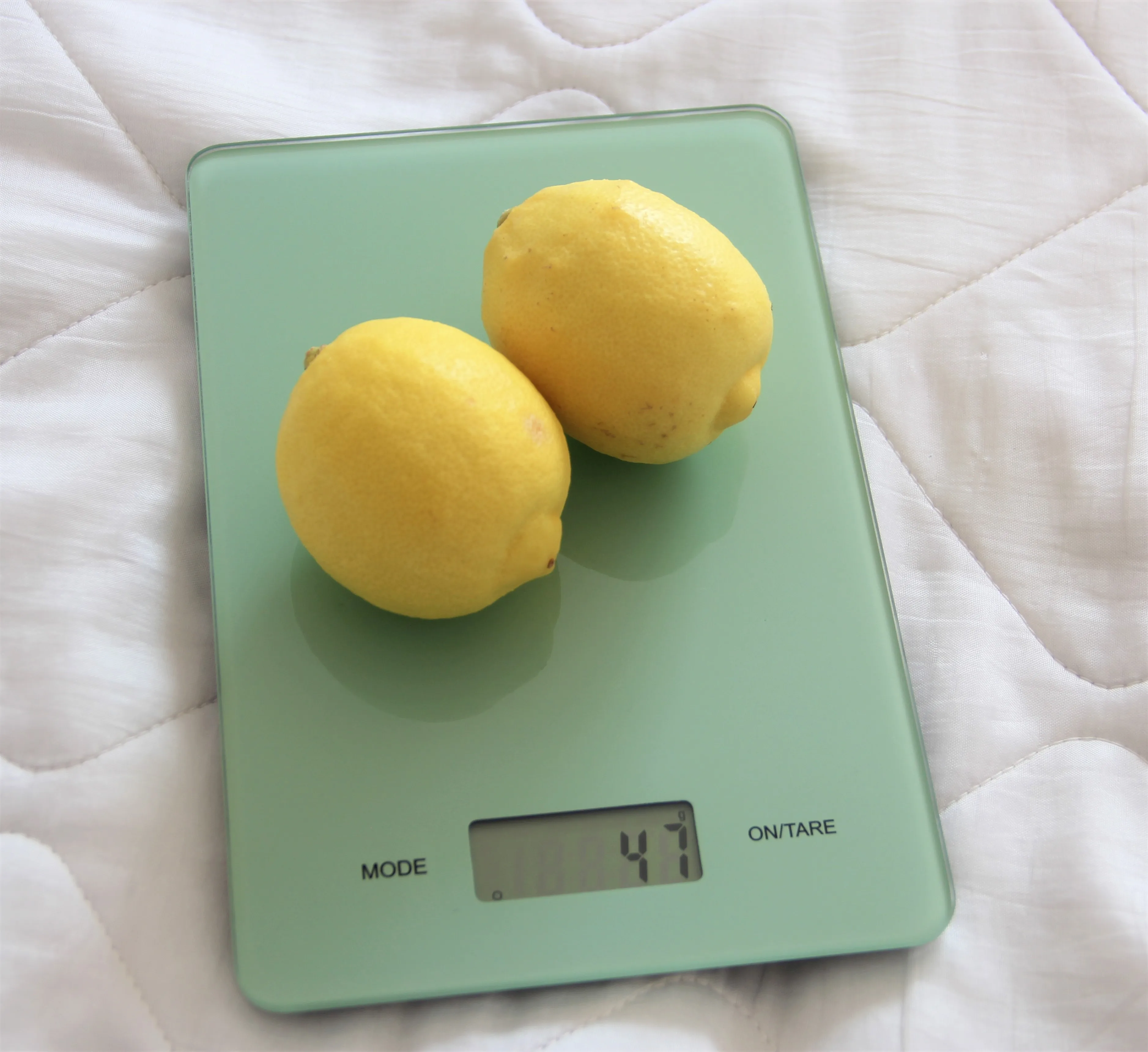 Kitchen electronic scale household food weighing baking scale Glass Kitchen Measuring Digital Scale