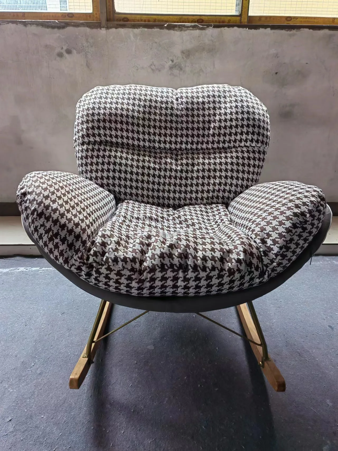 lounge leather swan chair antique leather armchair rocking armchair Lazy couch snail chair eggshell papasan chair