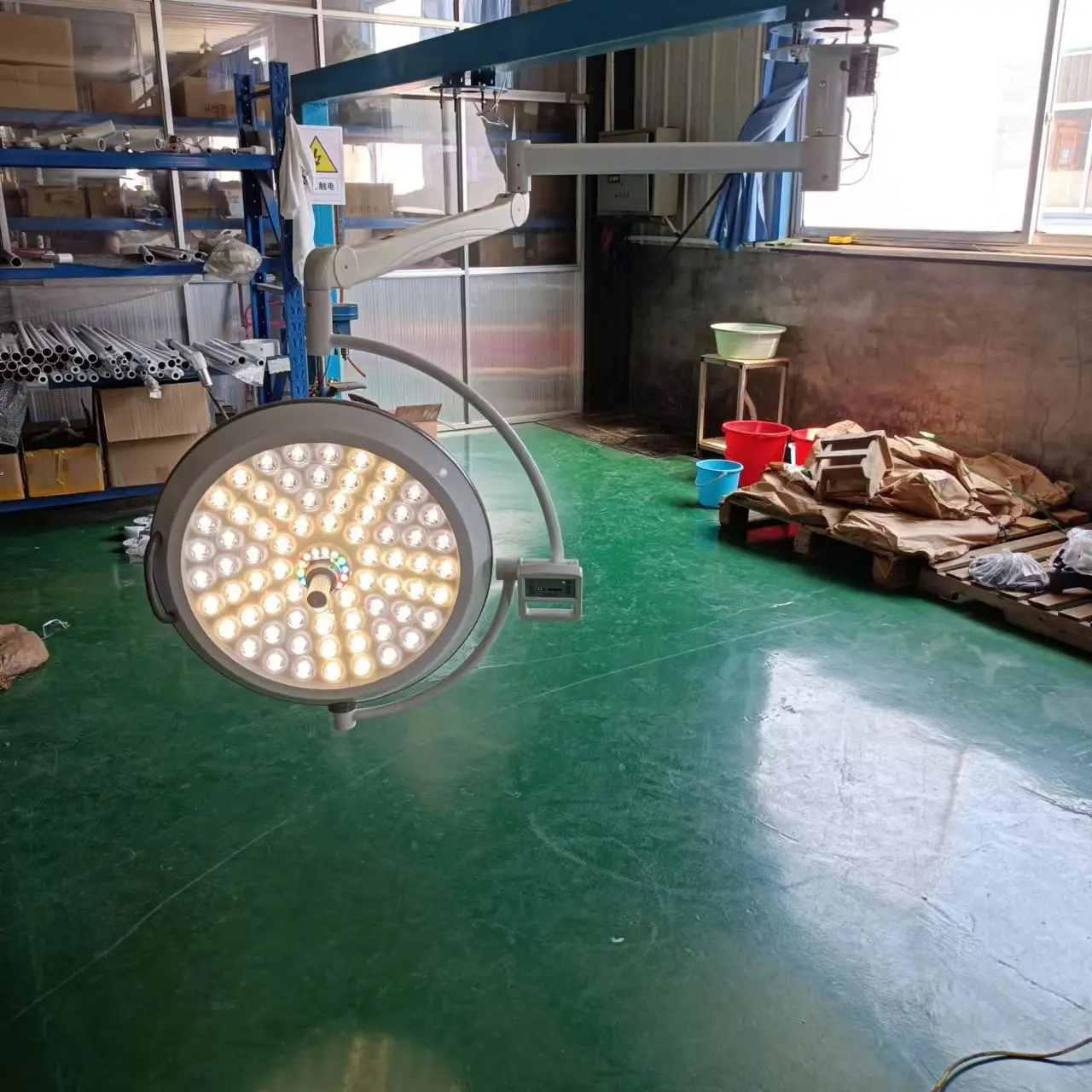 LED700 03.jpg
