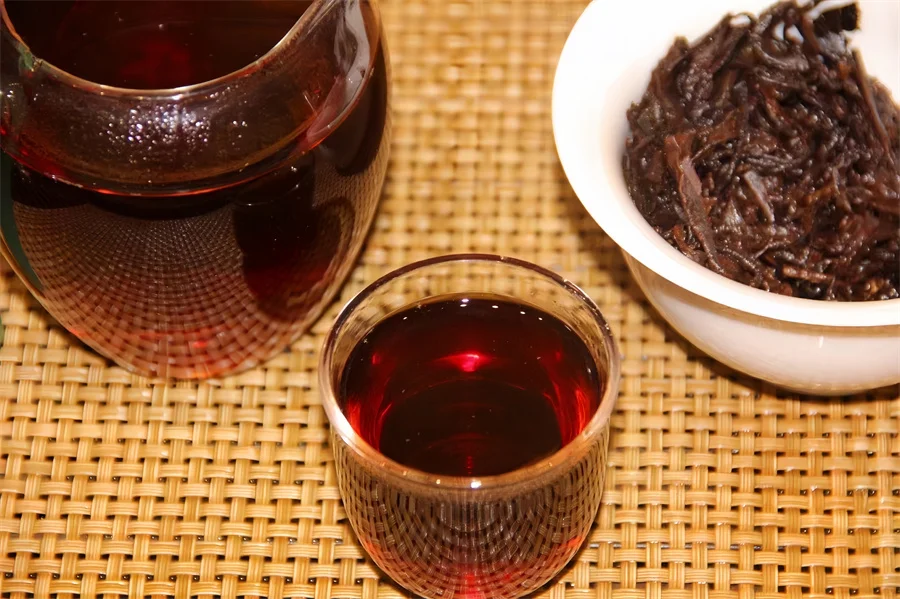 Chinese Wholesale natural Pu-erh Puer Tea Loose Leaf Tea Diet Tea (2 Reviews) 1 order