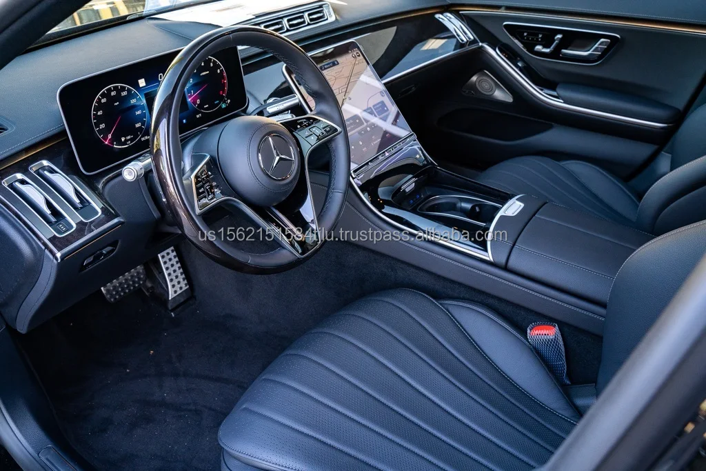 Хорошо используемый чистый 2023 MERCEDES BENZ S 500