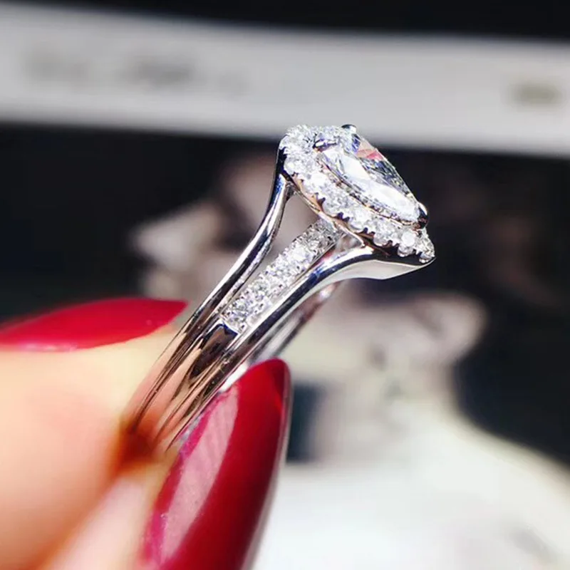 Delicate water drop zircon ladies ring bling white dimaond egg shape wedding rings for