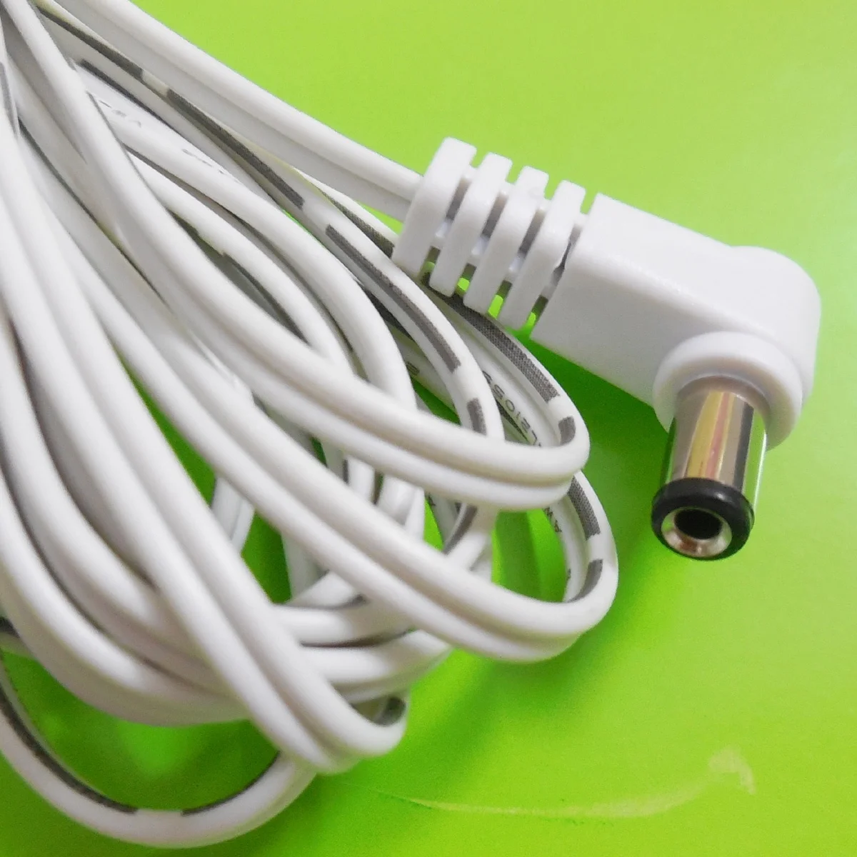 3meter Dual Wire Right angle 22AWG White Color DC Cable