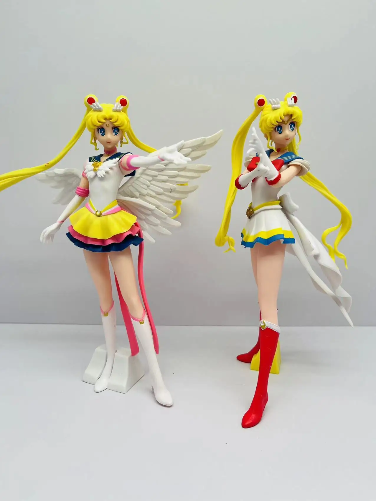 HUAYI 23CM Character PVC Anime Sailor Moon Action Figure Sailor Moon Version A Figure