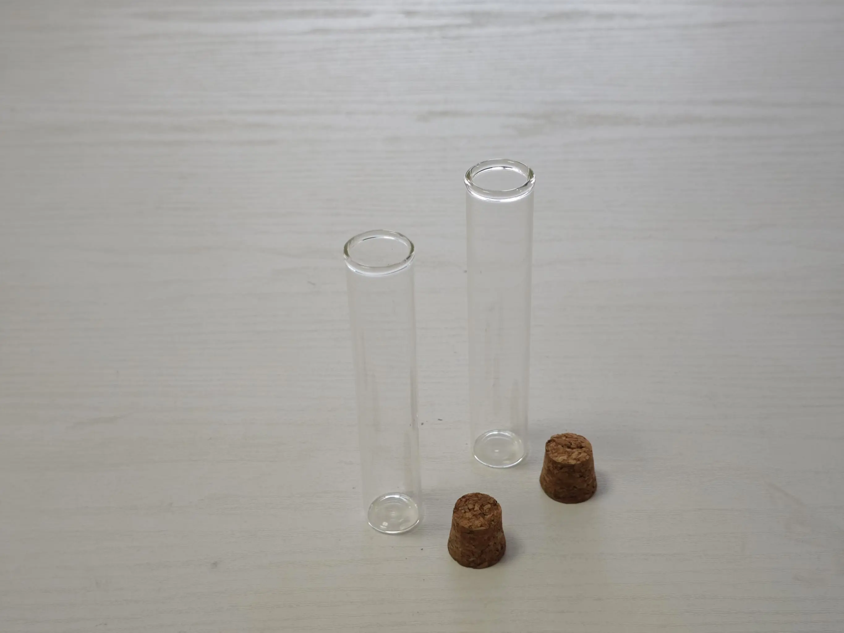 22mm Dia x 110mm Custom Child Proof Packaging Pre Roll Vial Child Resistant Pre Glass Roll Up Tubes With Cork Stopper