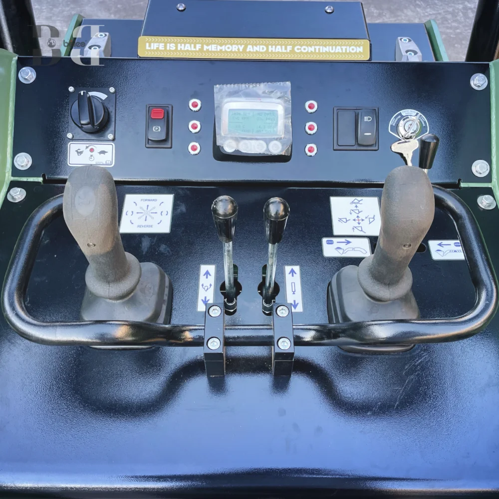 25hp 30hp 50hp Mini Loader Farm use Landscaping Equipment Mini Skid Steer Loader with Attachments for Sale Texas TX New York NY