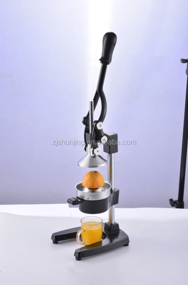 Manual Juicer Colorful Fresh Fruit Juice Metal Orange Juicer Hand Juicer Shake Portable