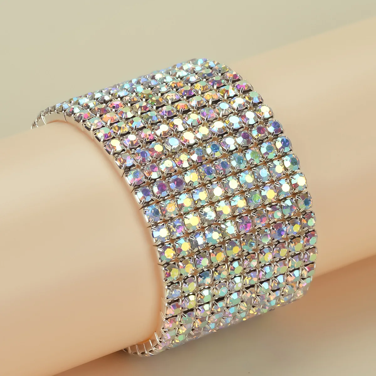 High Quality Women Bangle Fashion Accessory Bracelets Ladies Fashion Crystal Wedding Jewelry Bride Bracelet With Diamonds